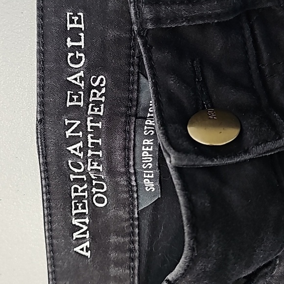 AMERICAN Eagle black super super stretch size 12 high rise jean shorts - Picture 6 of 8